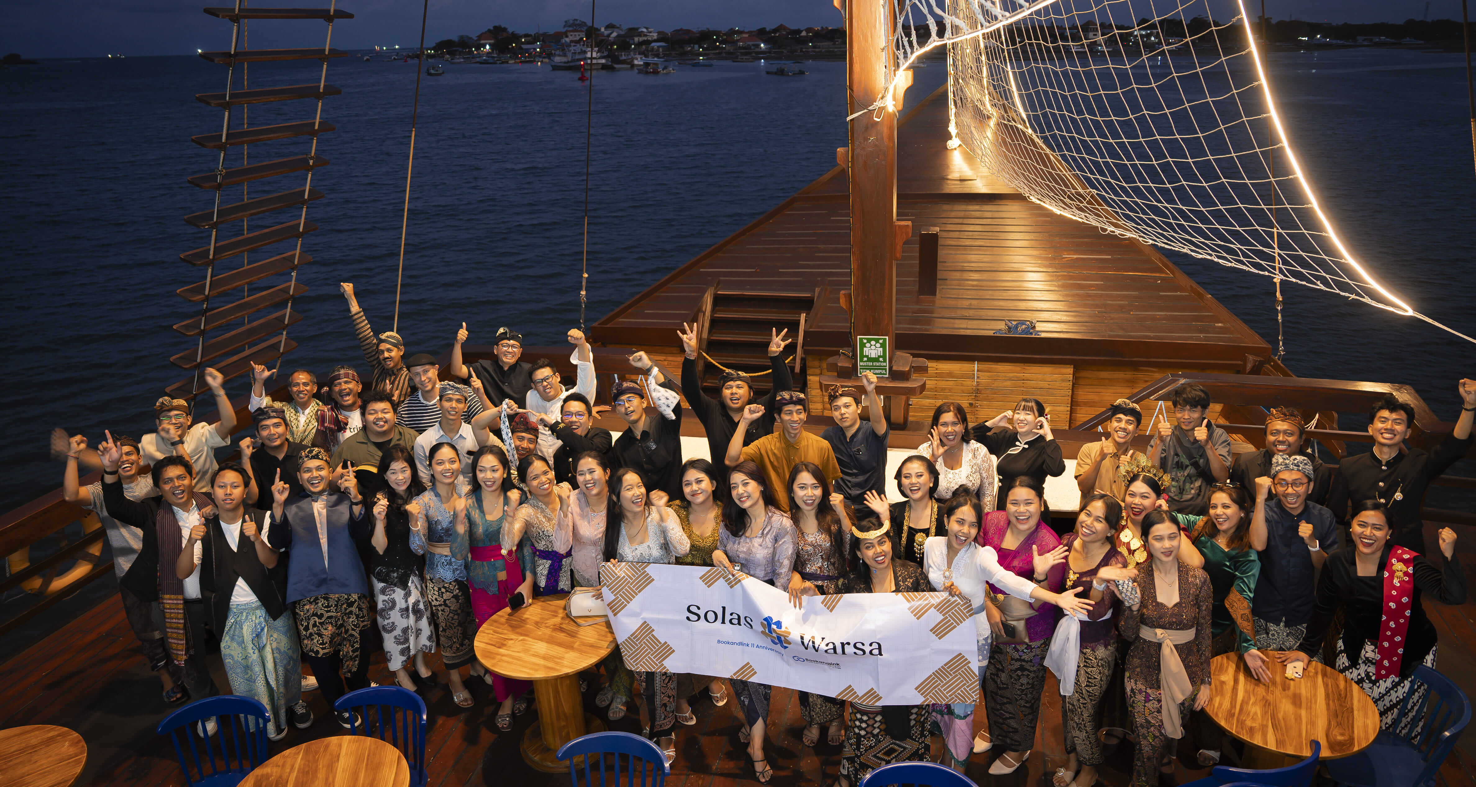 Bookandlink Team